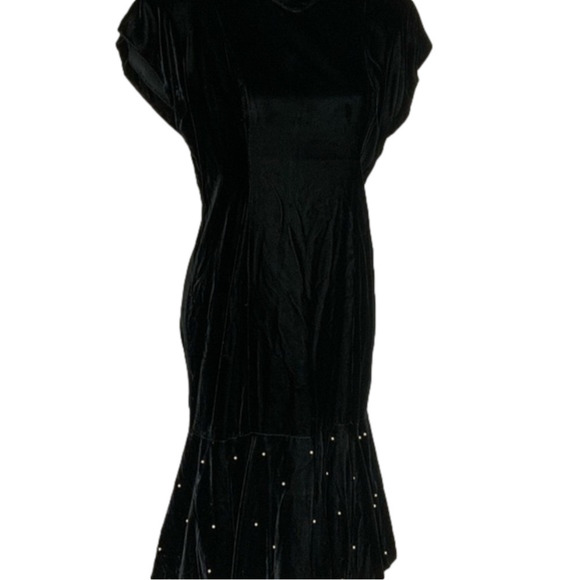VINTAGE adorable velvet dress. - Picture 1 of 15